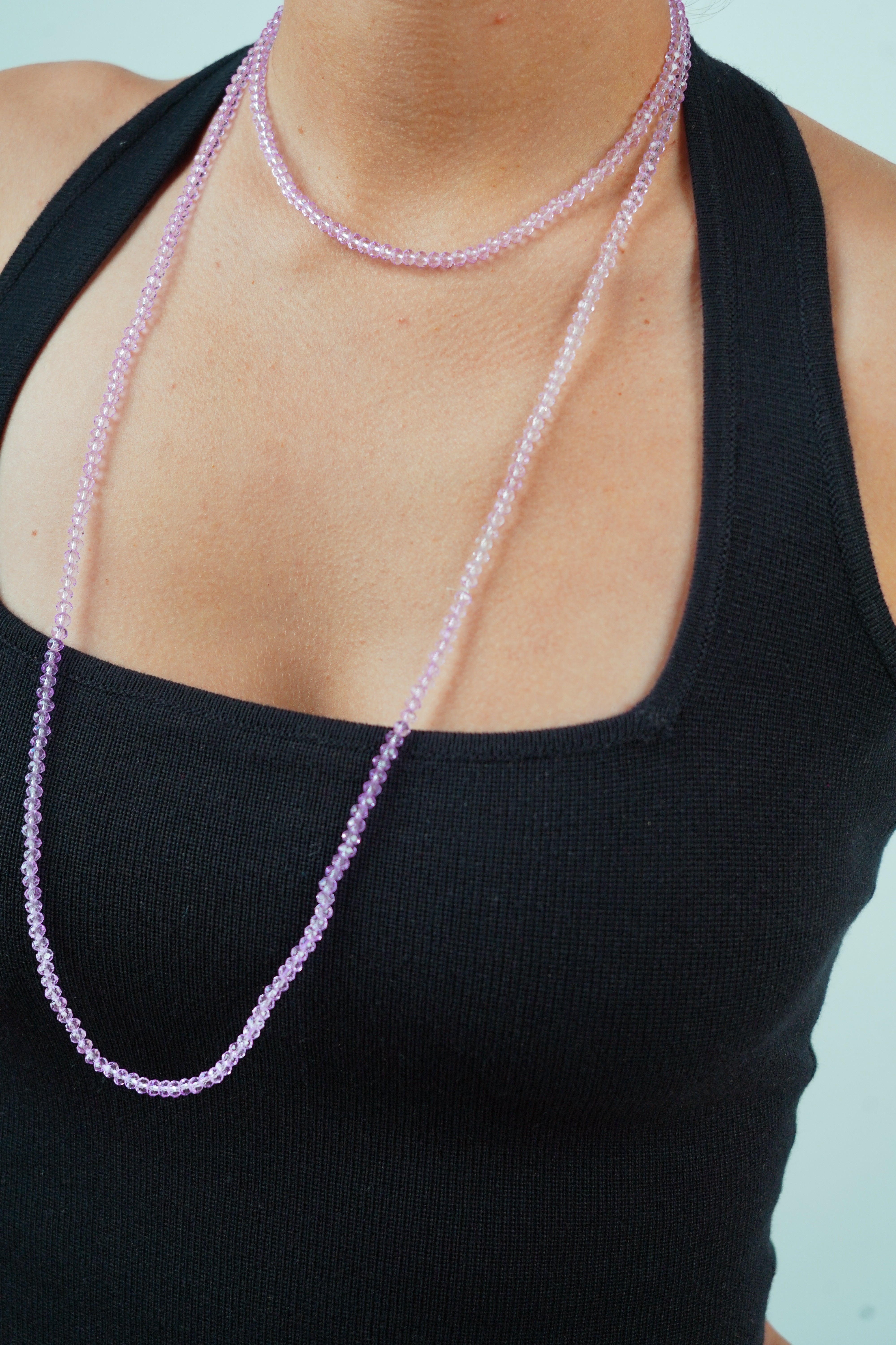 Collier en perles rose pâle