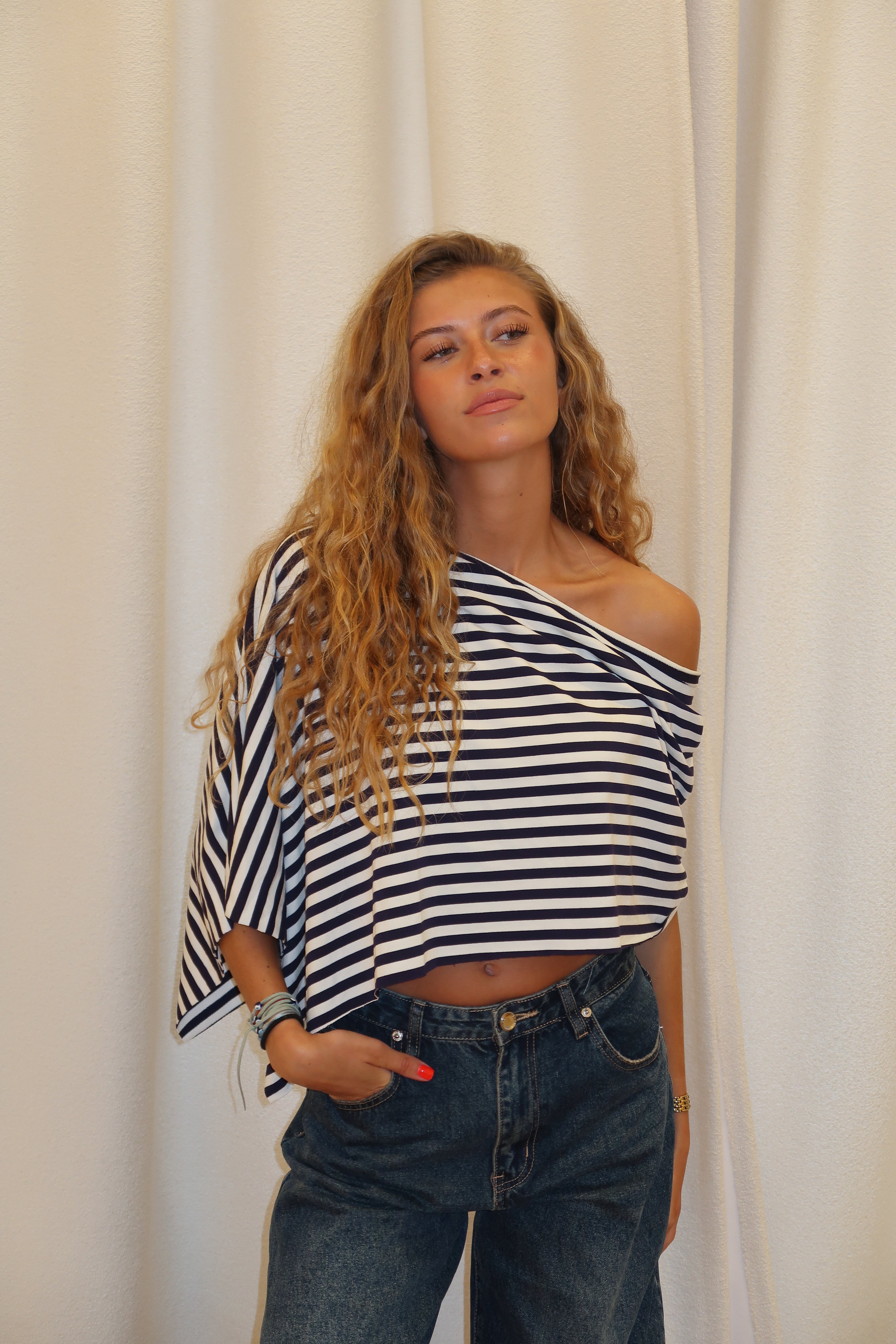 Haut Annick bleu marine et blanc