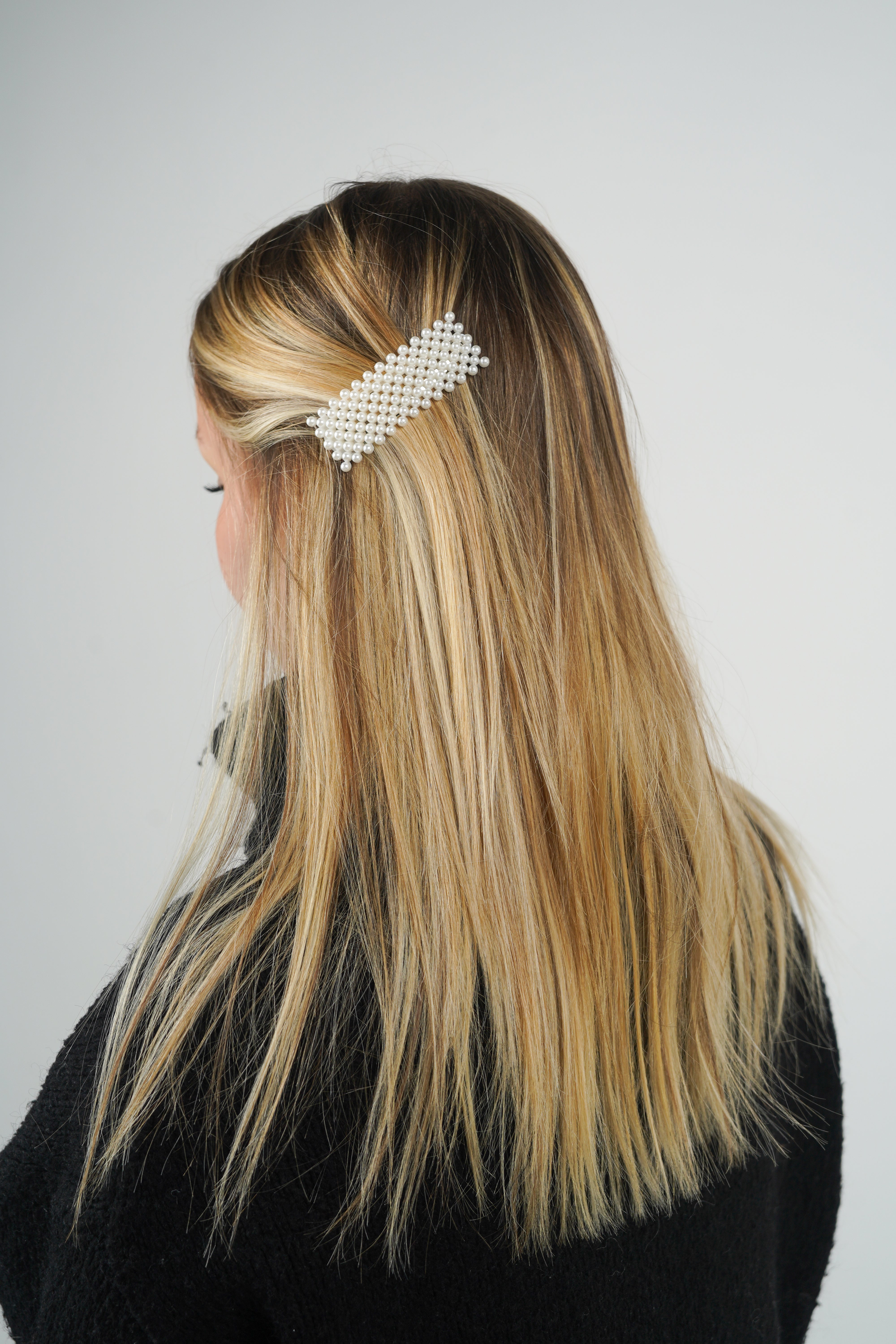 Pearl barrette