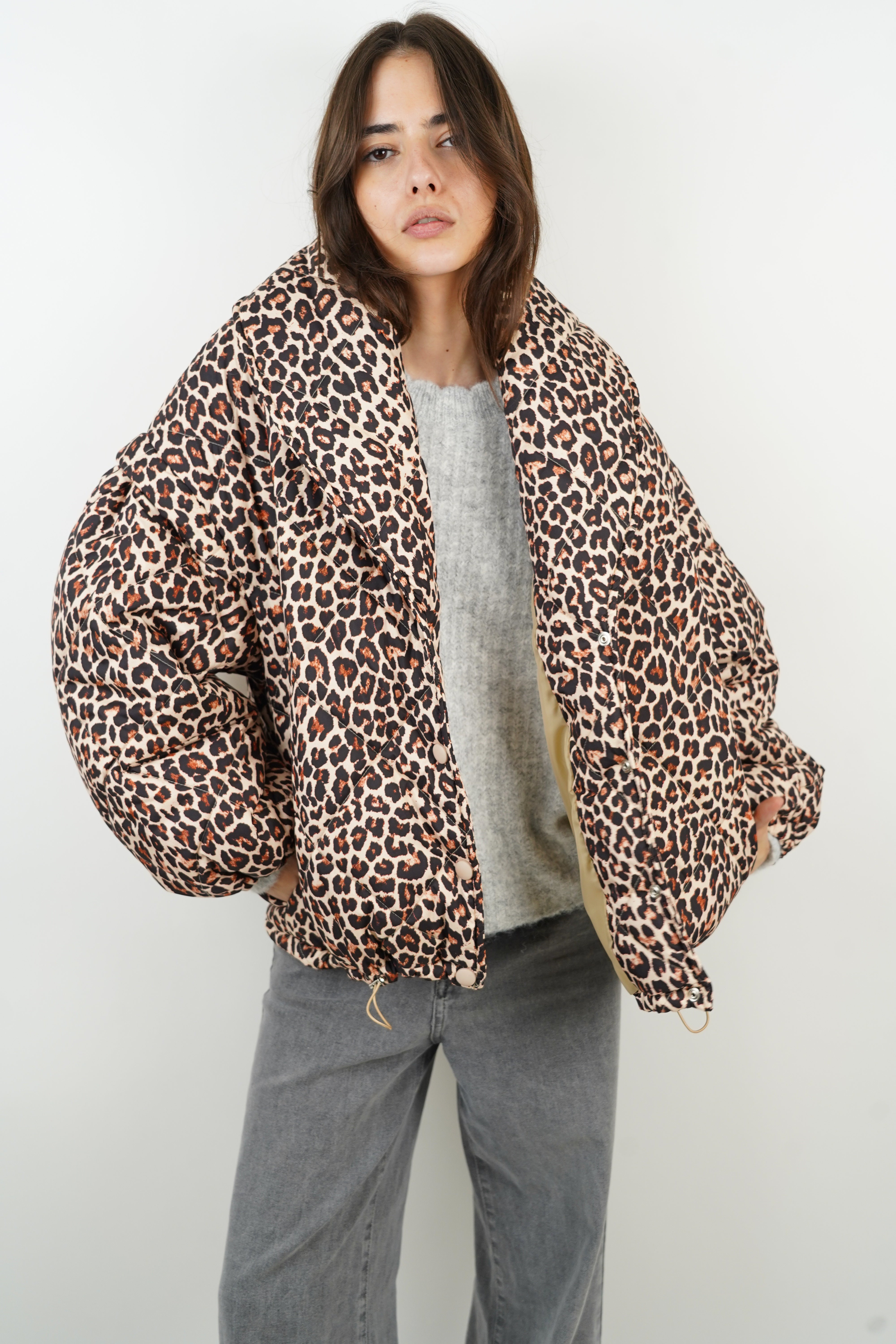 Eve Daunenjacke mit Leopardenmuster