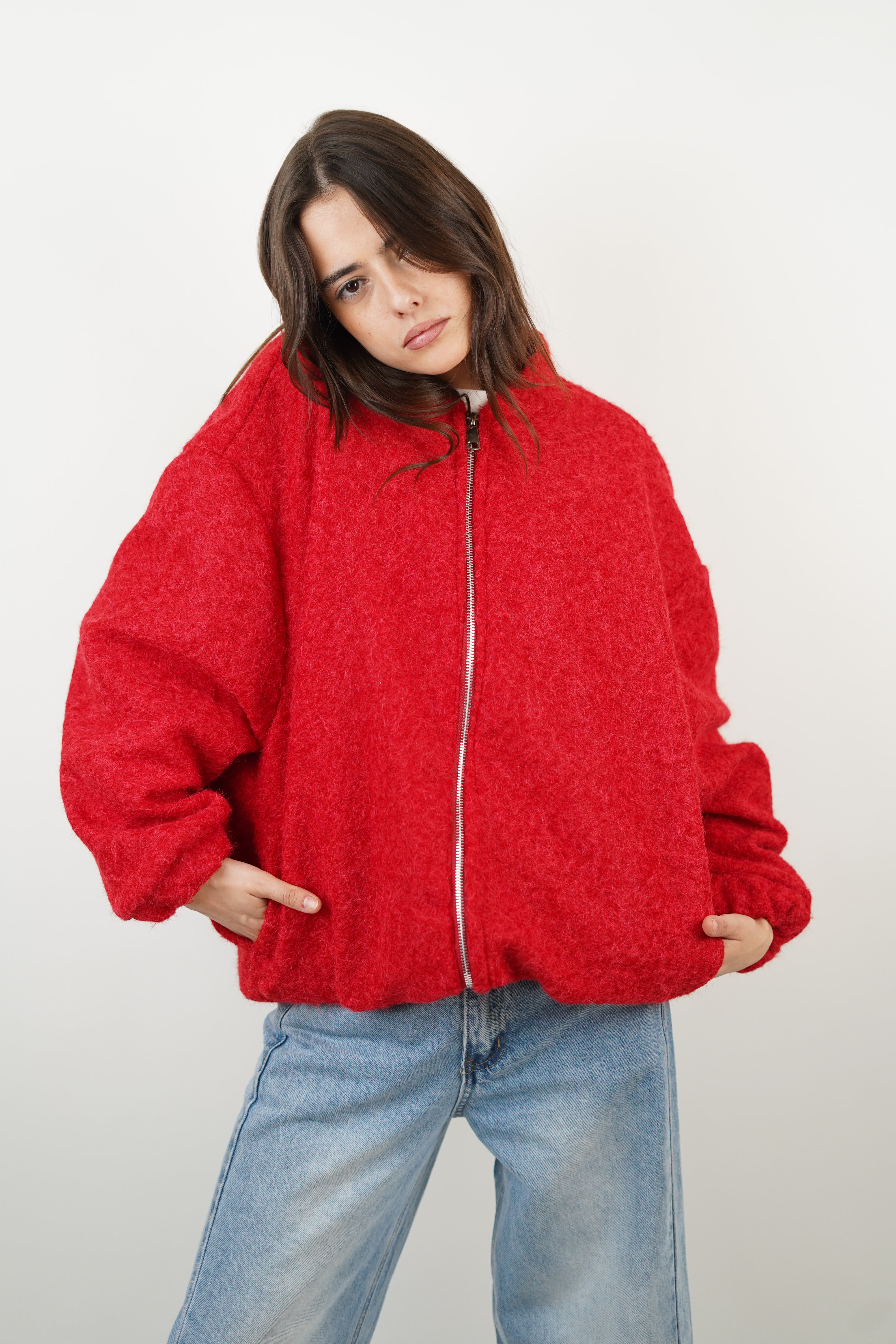 Maddy-rote Bomberjacke