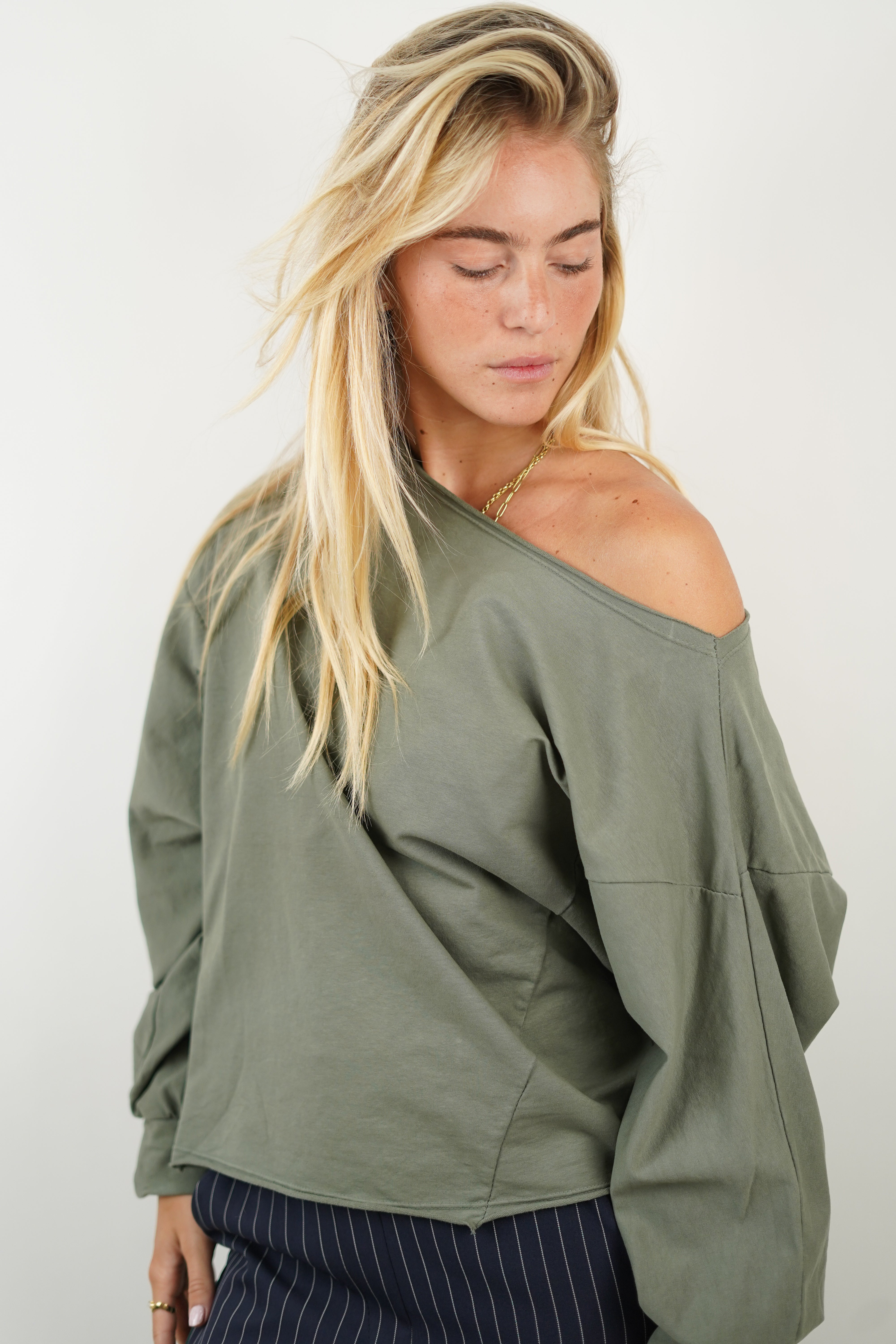 Juliette khaki t-shirt