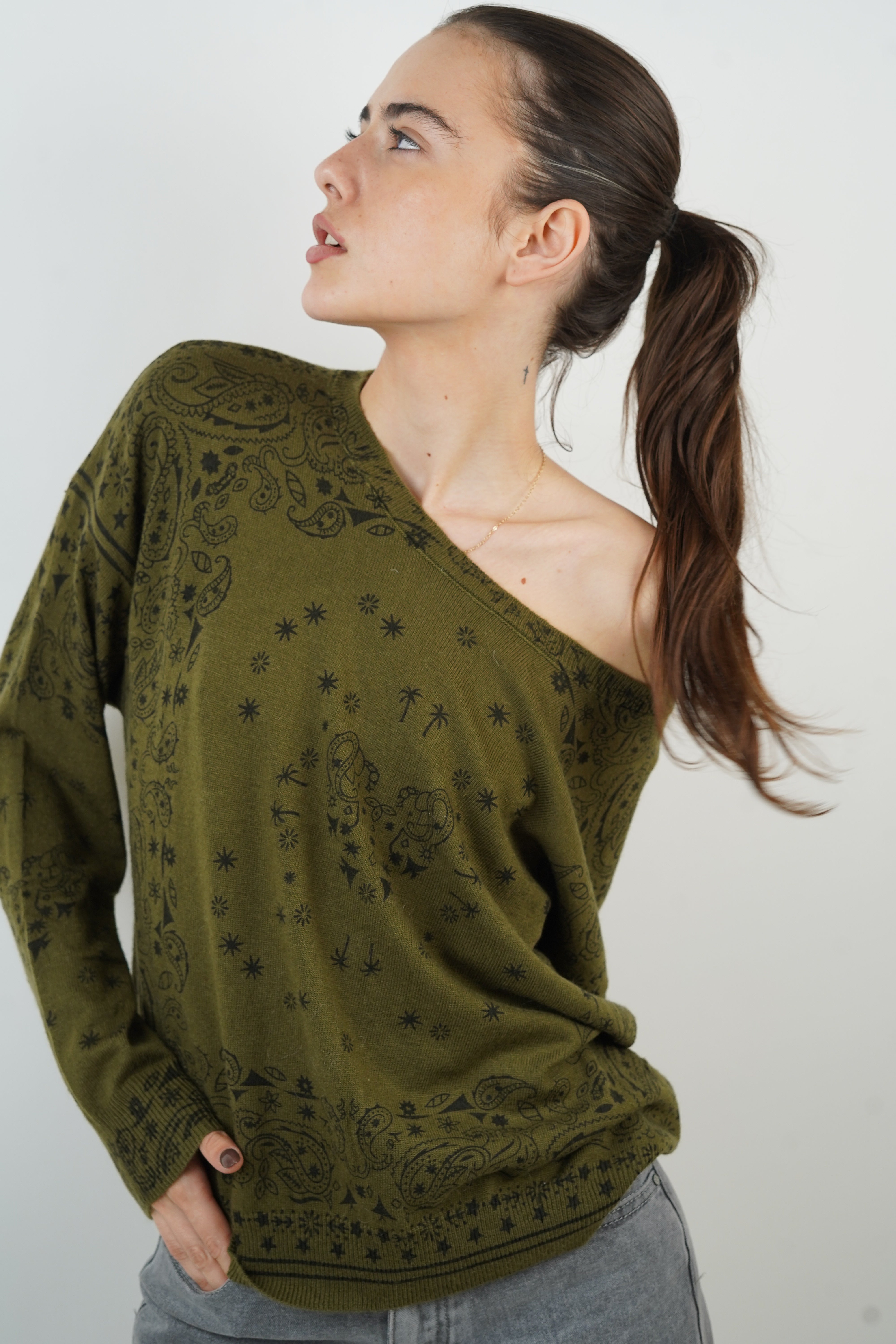 Leonie khaki sweater