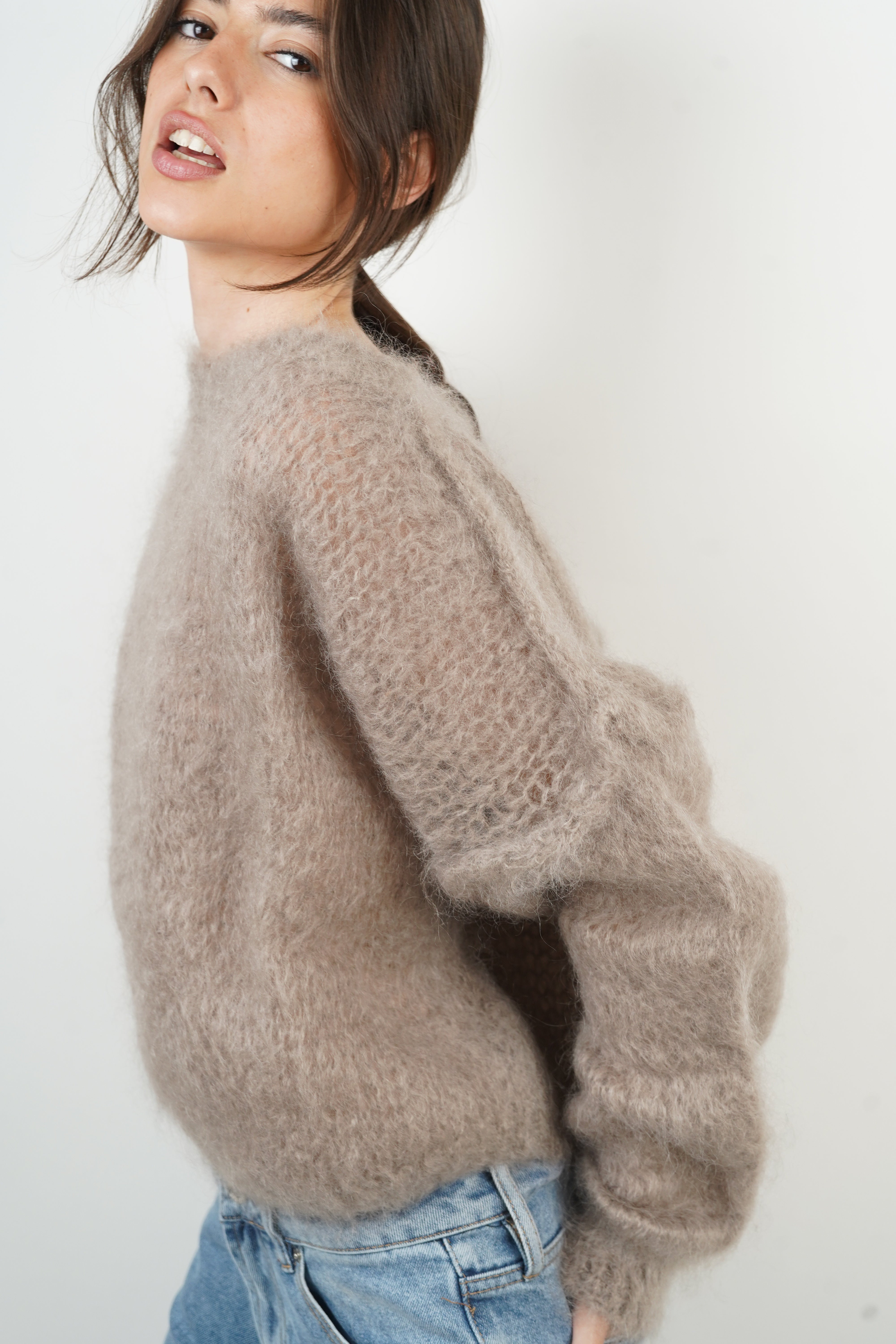 Cloe Taupe-Pullover