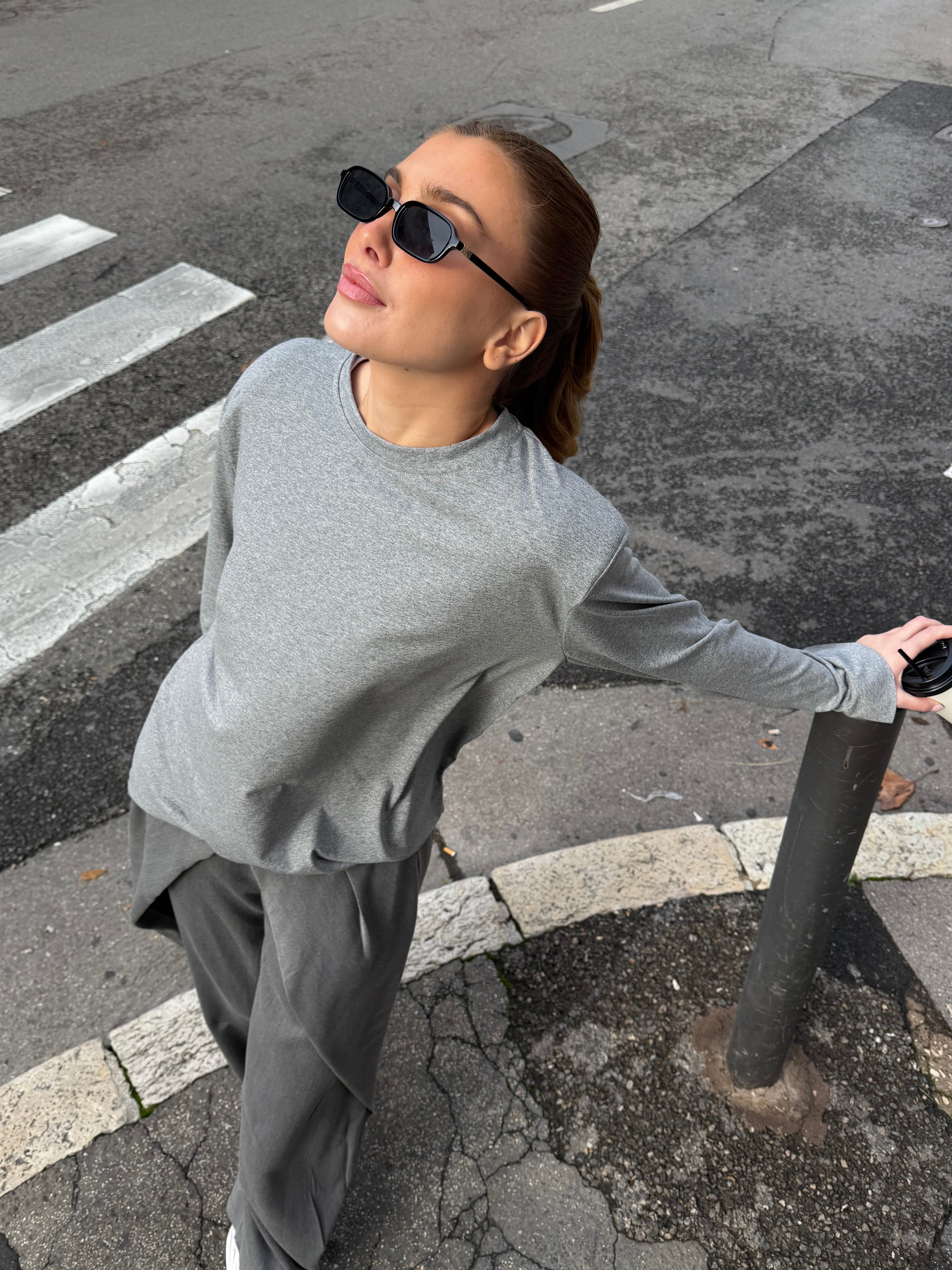 Tee-shirt Anouk gris avec épaulettes