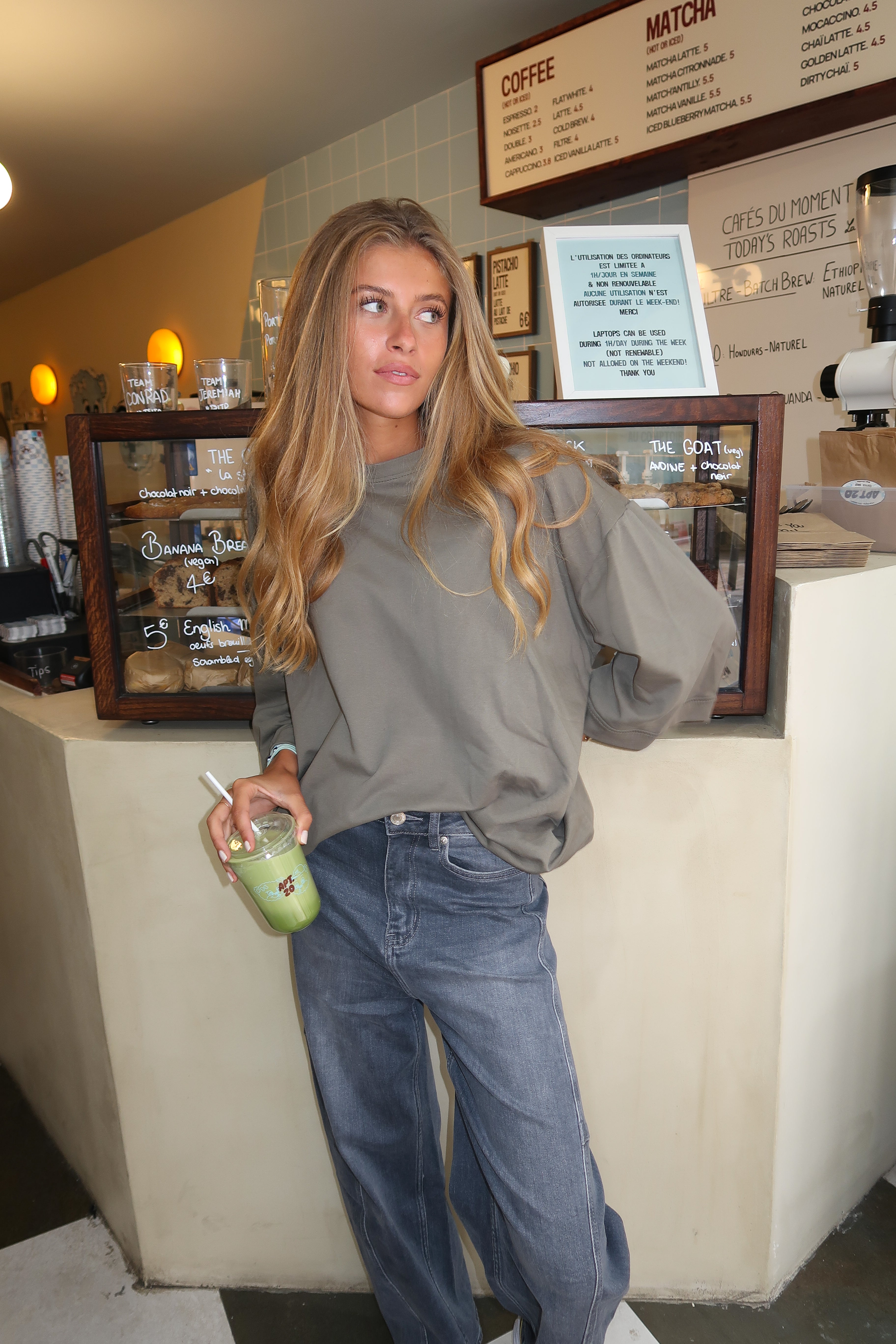 Cecile khaki t-shirt