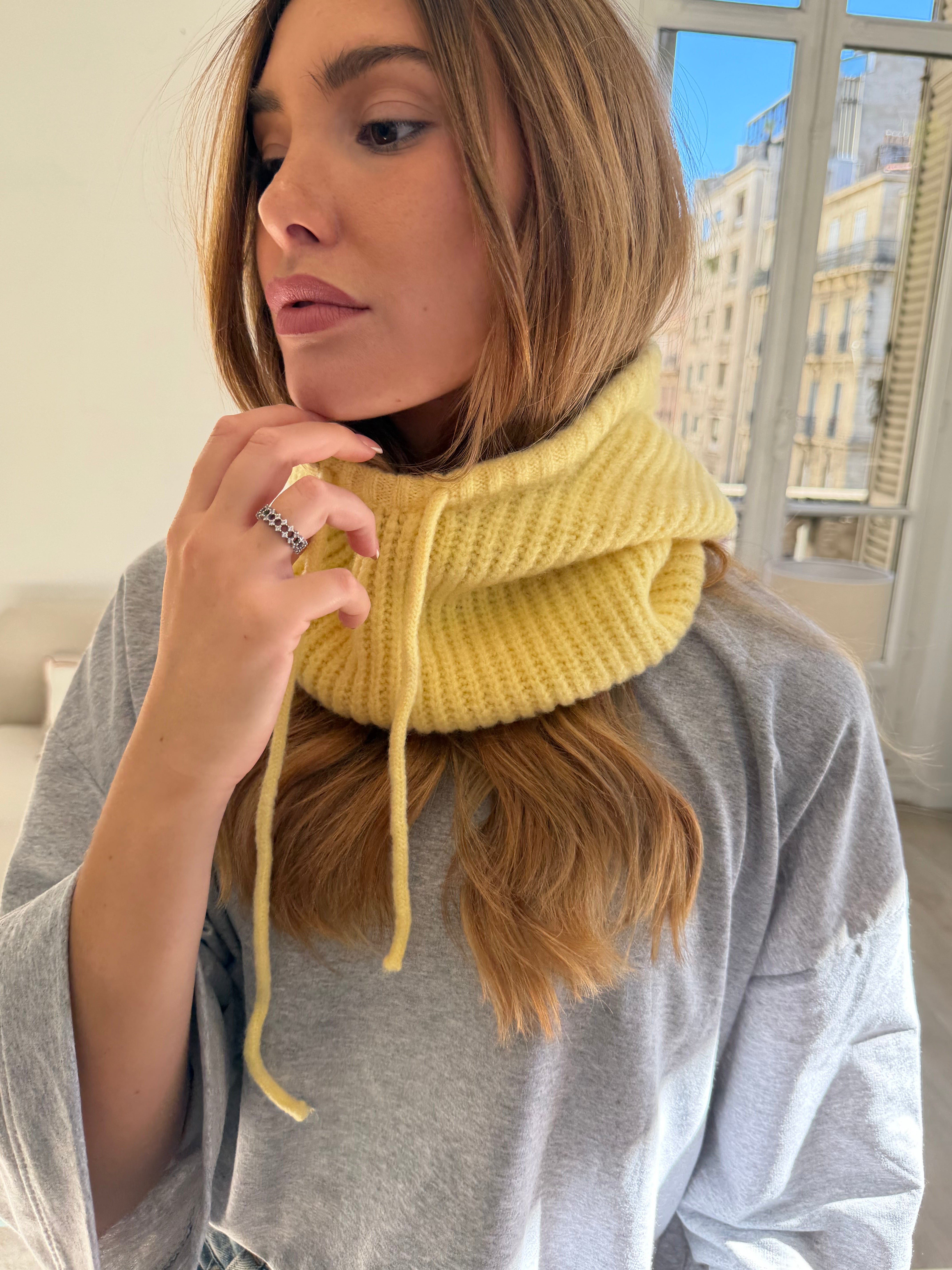 Gelbe Diana-Sturmhaube