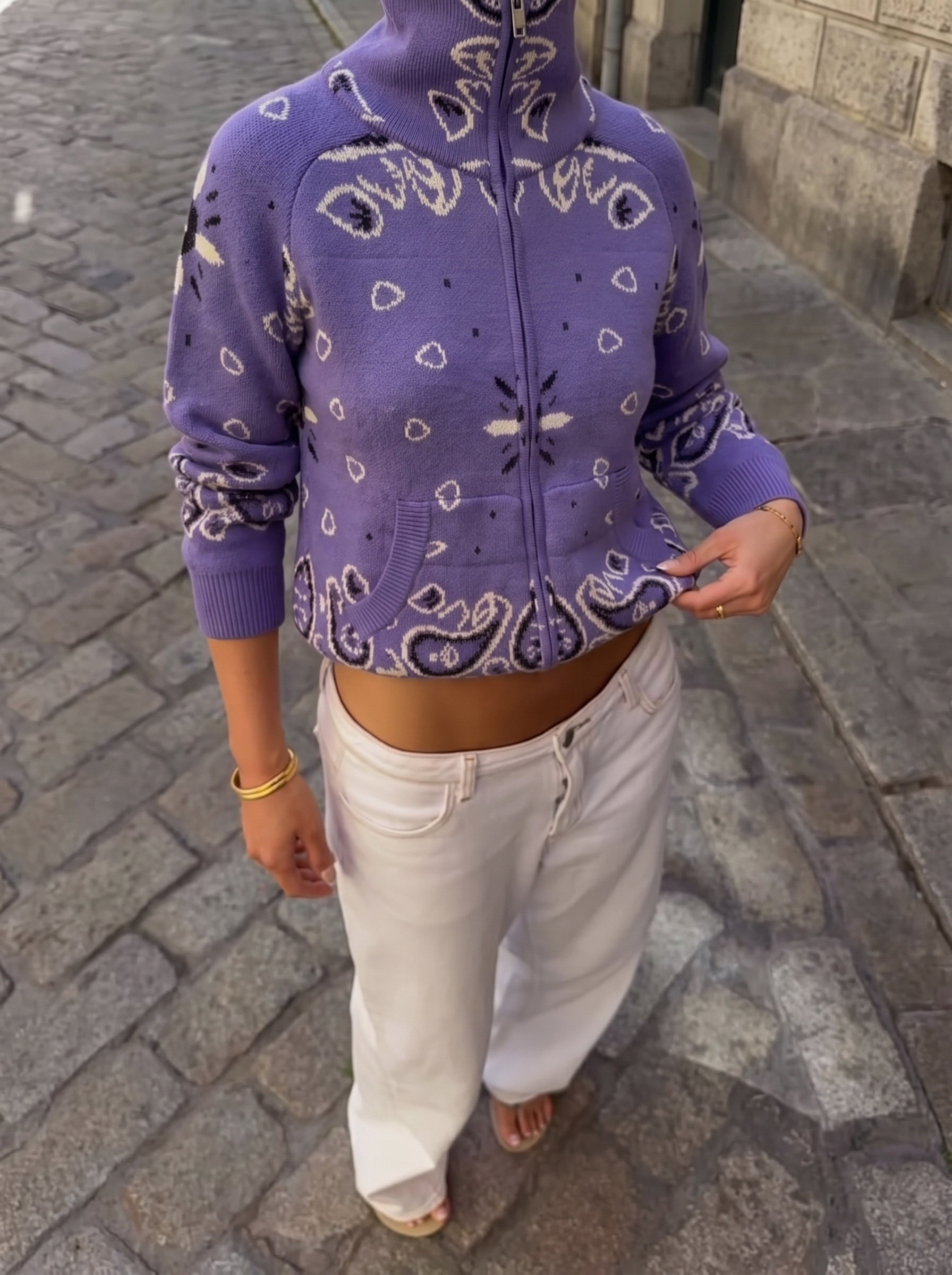Carla purple vest